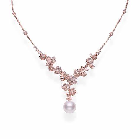 Mikimoto Necklaces: Elegance from the Sea, Timeless Pearl Mastery